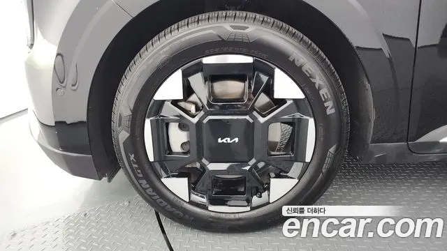 Kia Canival Новый Carnival 4 поколение Дизель 9 мест Signature — Фото автомобиля 5