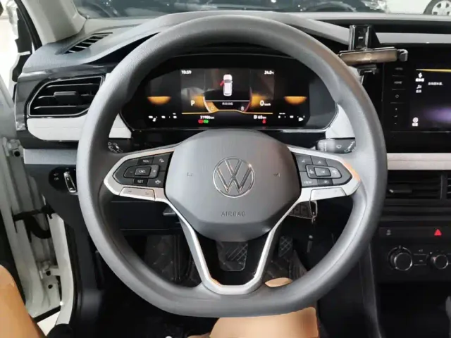 Volkswagen Tharu — Фото автомобиля 10