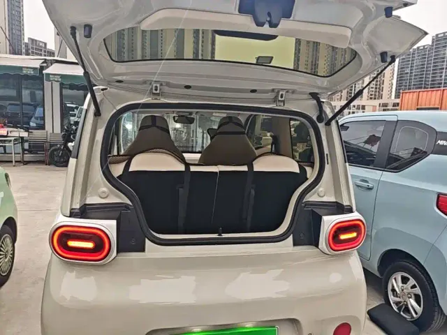 Wuling Hongguang Mini EV — Фото автомобиля 18