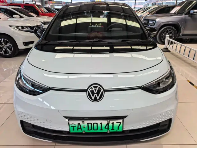 Volkswagen ID.3 — Фото автомобиля 2