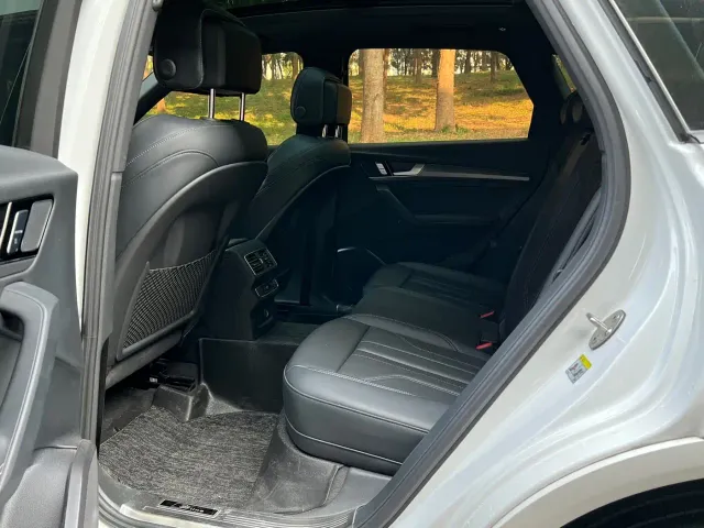 Audi Q5L — Фото автомобиля 5