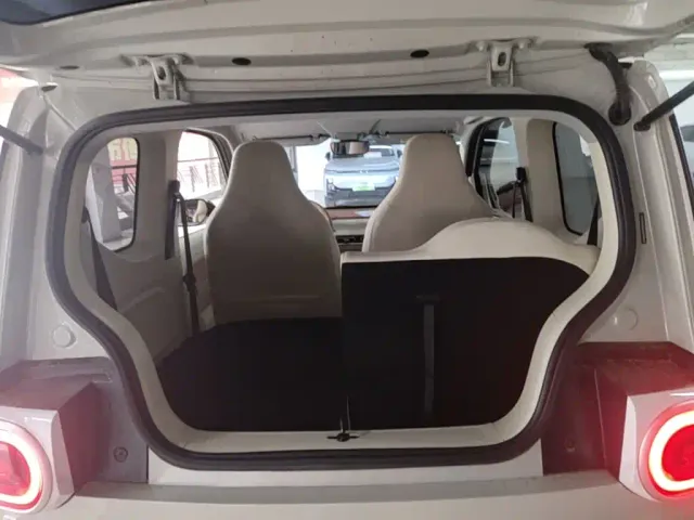 Wuling Hongguang Mini EV — Фото автомобиля 18