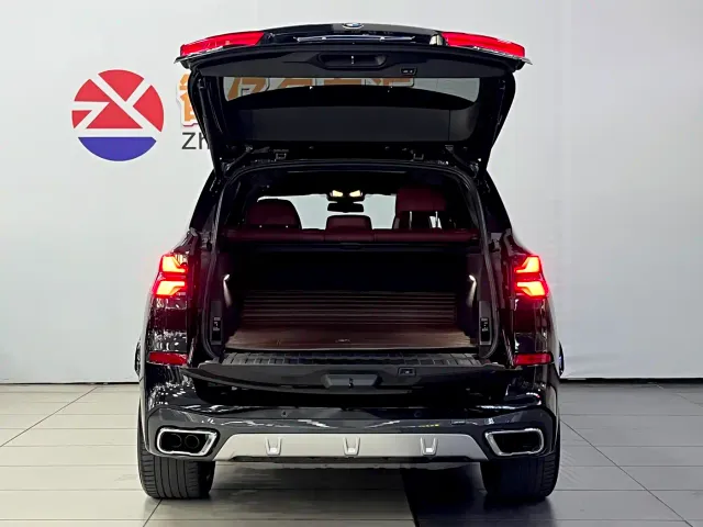BMW X5 — Фото автомобиля 13