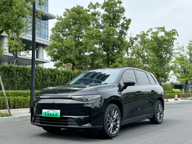 Фотография автомобиля — Leapmotor C10