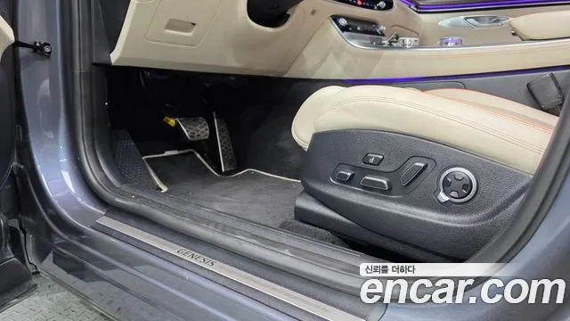 Genesis GV70 3.5T Бензин AWD — Фото автомобиля 30