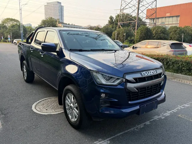 Isuzu Lingtuo — Фото автомобиля 3