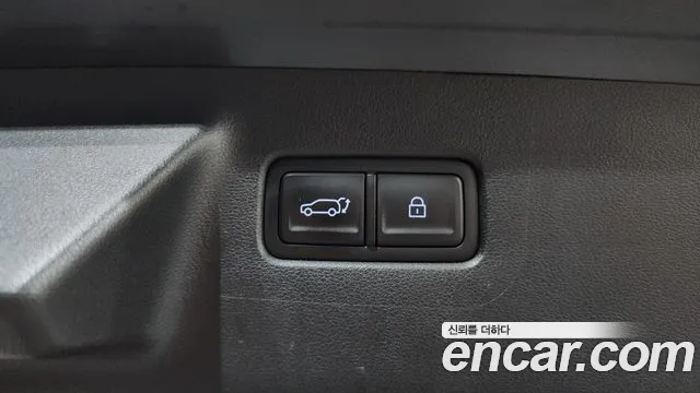 Hyundai Santafe Santa Fe (MX5) Бензин 2.5T 2WD — Фото автомобиля 12