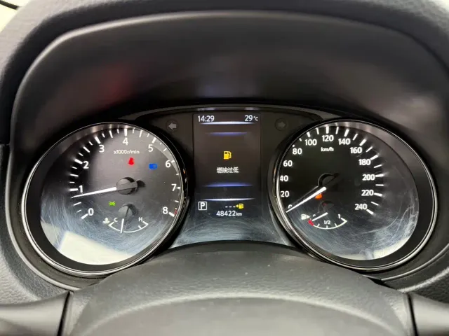 Nissan X-Trail — Фото автомобиля 8