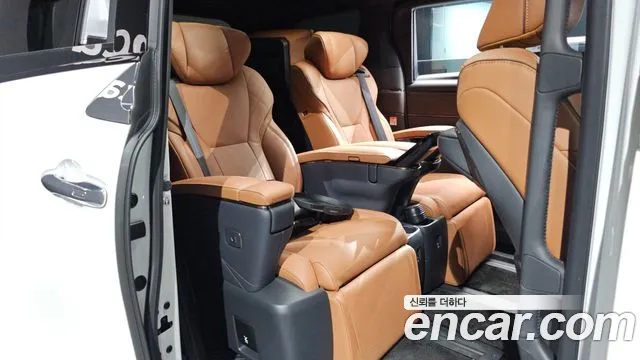 Toyota Alphard Generation 4 — Фото автомобиля 16