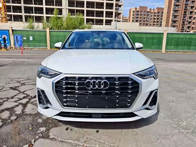 Audi Q3 — Фото автомобиля 2