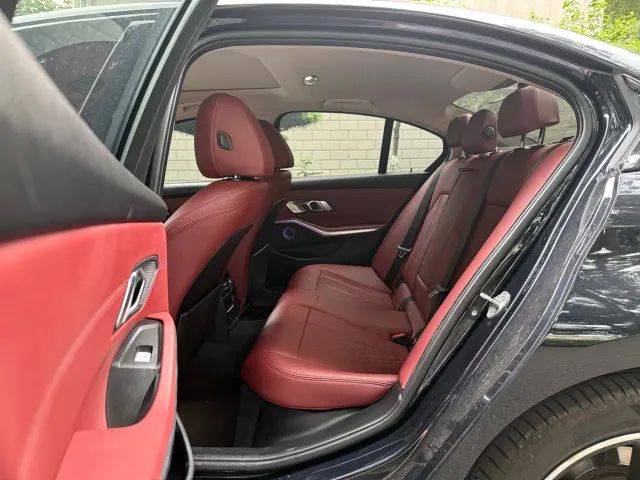 BMW 3 Series — Фото автомобиля 29