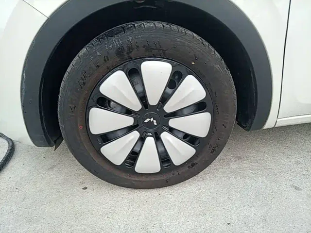 Wuling Bingo — Фото автомобиля 22