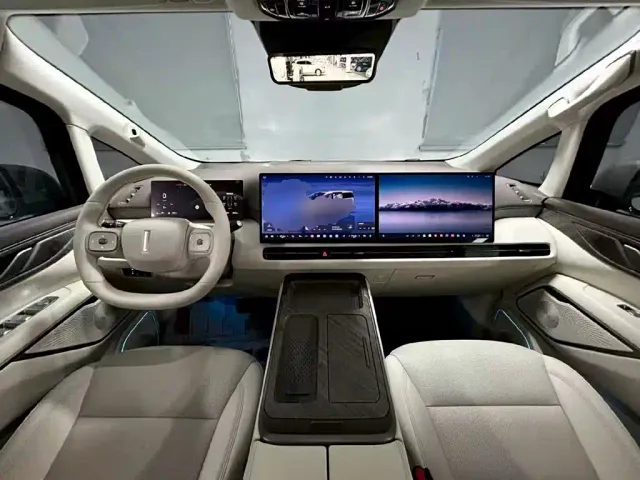 Wey Alpine — Фото автомобиля 9