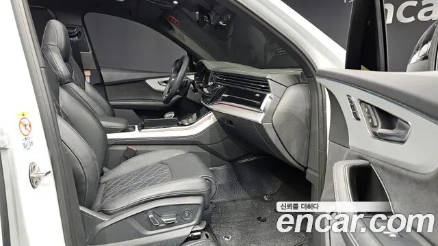 Audi Q7 — Фото автомобиля 10