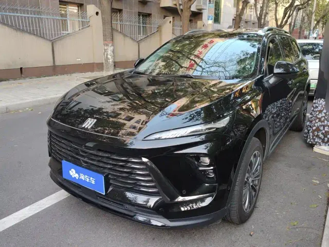 Фотография автомобиля — Buick Envision Plus