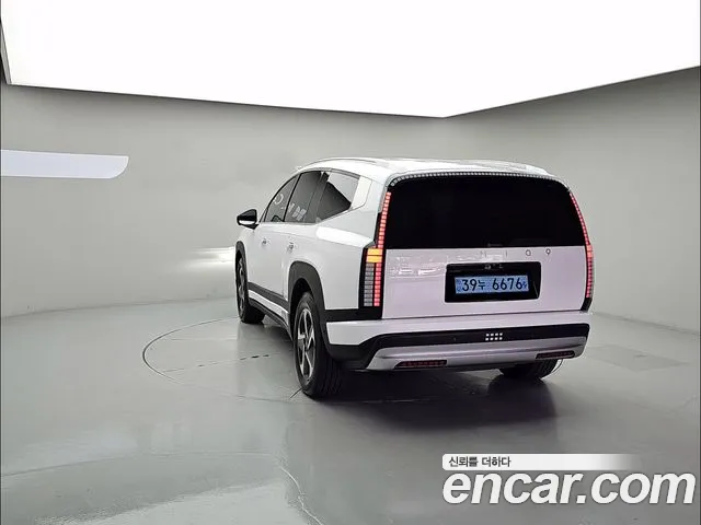 Hyundai Ioniq 9 — Фото автомобиля 2