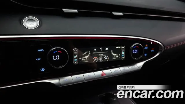 Genesis GV70 2.5T Бензин 2WD — Фото автомобиля 18
