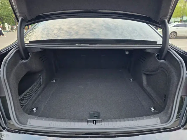 Audi A6L — Фото автомобиля 15