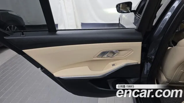 BMW 3-Series 3 серия (G20) 320i M Sport — Фото автомобиля 20