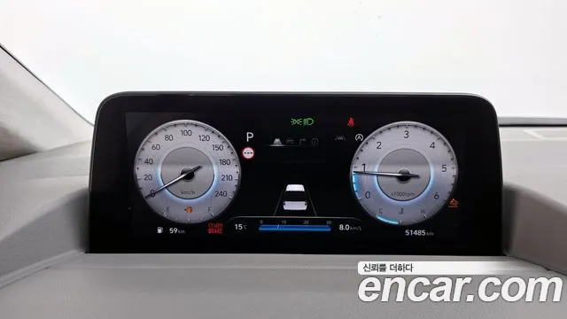 Hyundai Staria Staria 4WD Lounge 9 мест — Фото автомобиля 8