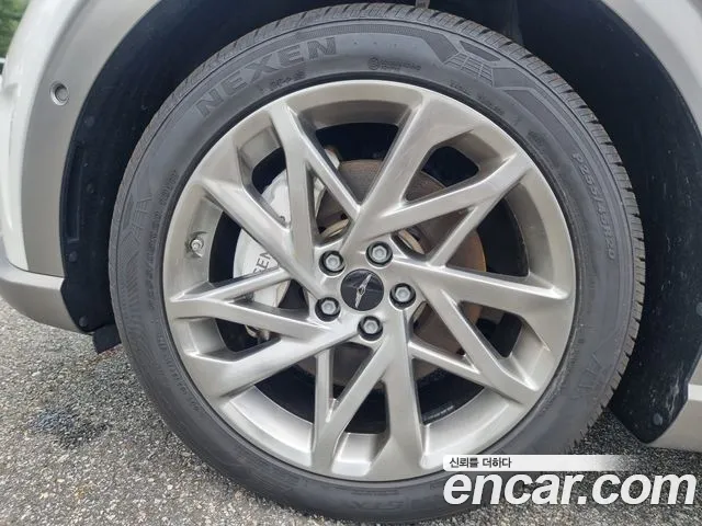 Genesis GV60 — Фото автомобиля 17