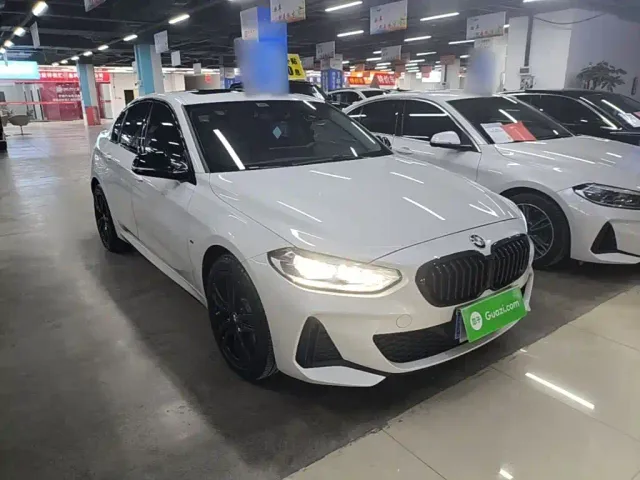 BMW 1 Series — Фото автомобиля 3