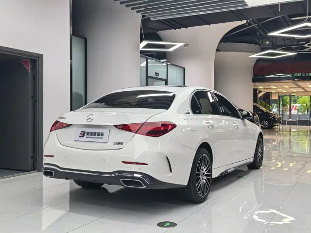 Mercedes-Benz C-Class — Фото автомобиля 14