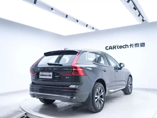 Volvo XC60 — Фото автомобиля 16