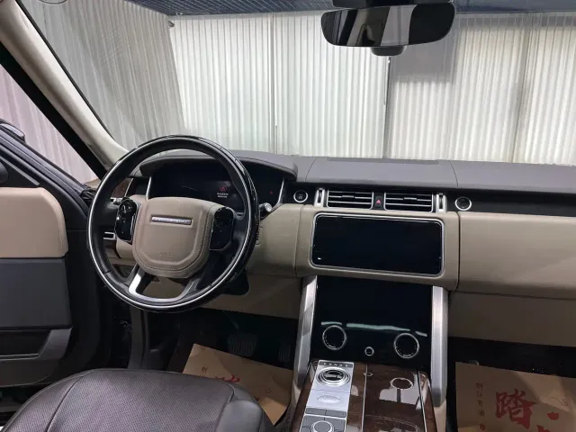 Land Rover Range Rover — Фото автомобиля 14