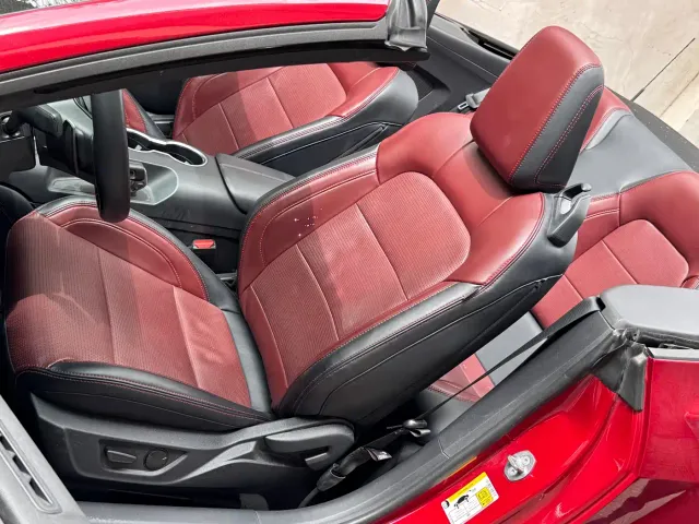 Ford Mustang — Фото автомобиля 7