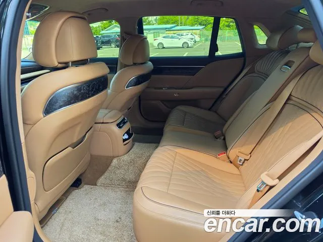 Genesis G90 Бензин 3.5 Turbo 2WD — Фото автомобиля 11