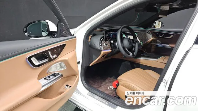 Mercedes-Benz E-Class W214 — Фото автомобиля 15