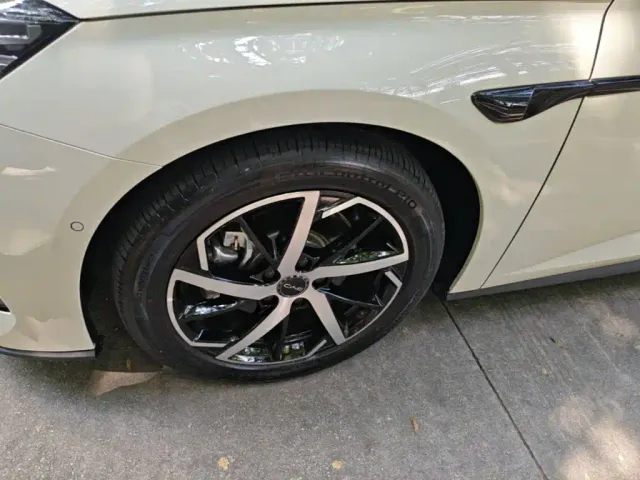 BYD Seal 07 DM-i — Фото автомобиля 22