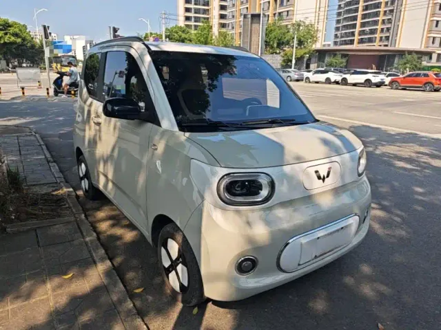 Wuling Hongguang Mini EV — Фото автомобиля 3