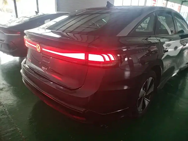 Volkswagen ID.7 Vizzion — Фото автомобиля 5