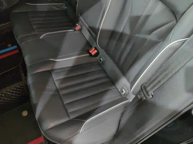 Volkswagen Passat — Фото автомобиля 12