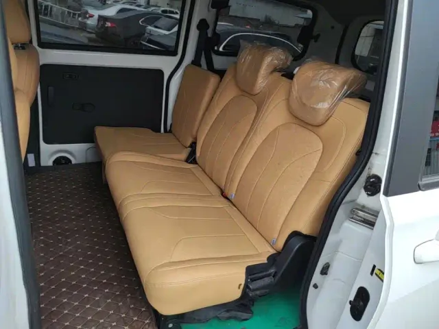 DFSK Fengguang E380 — Фото автомобиля 16
