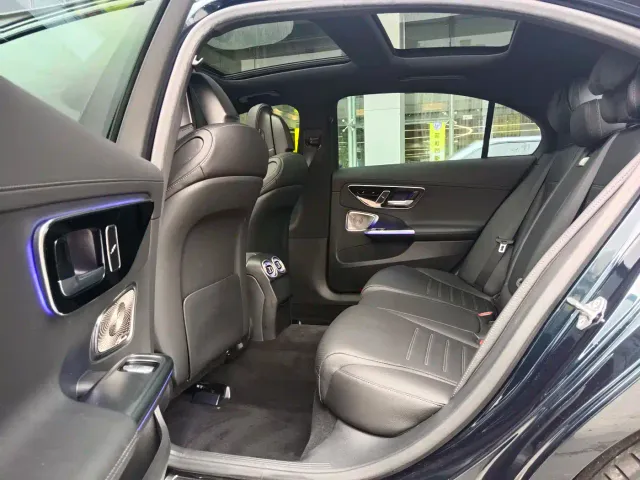 Mercedes-Benz C-Class — Фото автомобиля 10
