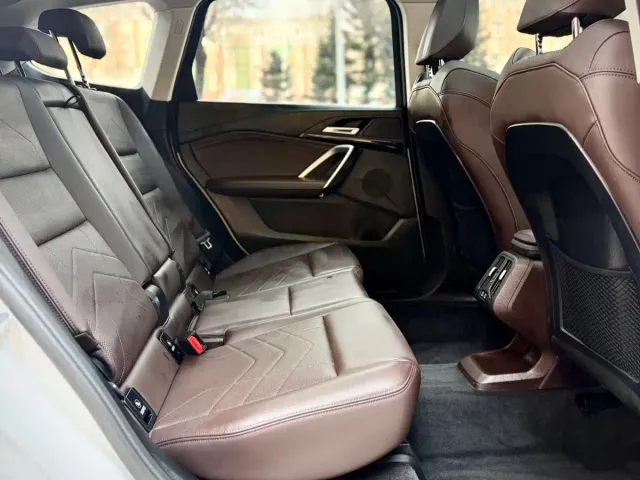 BMW X1 — Фото автомобиля 12
