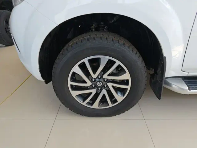 Nissan Navara — Фото автомобиля 22