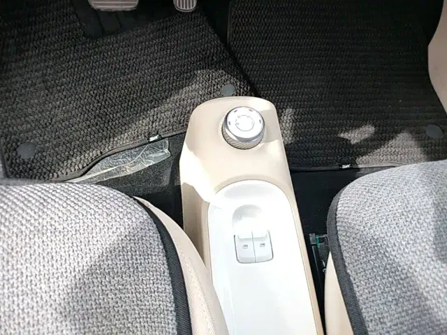 Wuling Hongguang Mini EV — Фото автомобиля 13