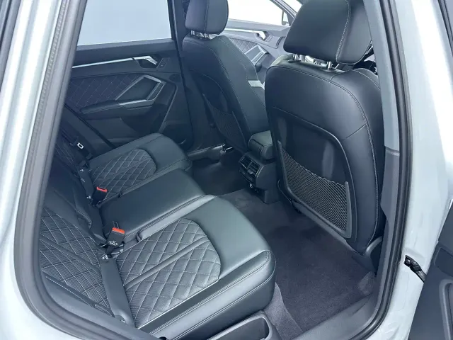 Audi Q3 — Фото автомобиля 6