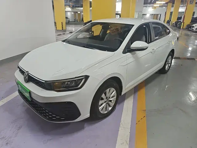 Фотография автомобиля — Volkswagen Lavida
