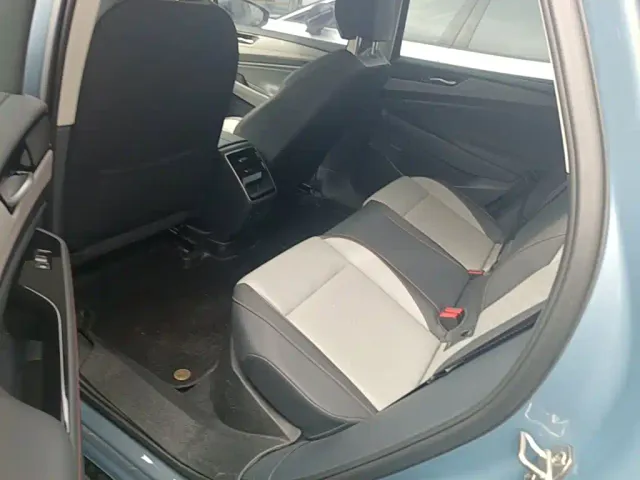 Volkswagen ID.7 Vizzion — Фото автомобиля 16
