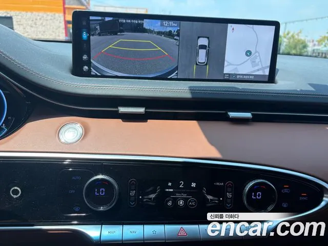 Genesis GV70 — Фото автомобиля 15