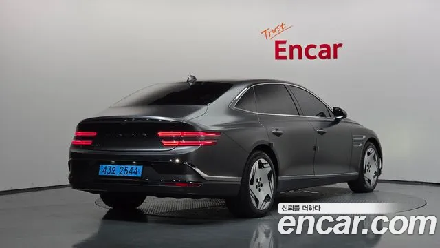 Genesis G80 RG3 — Фото автомобиля 2