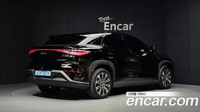 BYD Sealion 7 — Фото автомобиля 2