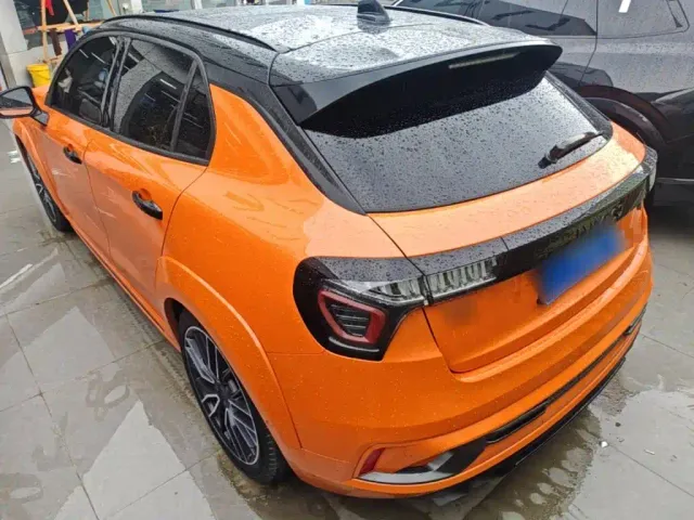 Lynk & Co 02 Hatchback — Фото автомобиля 22