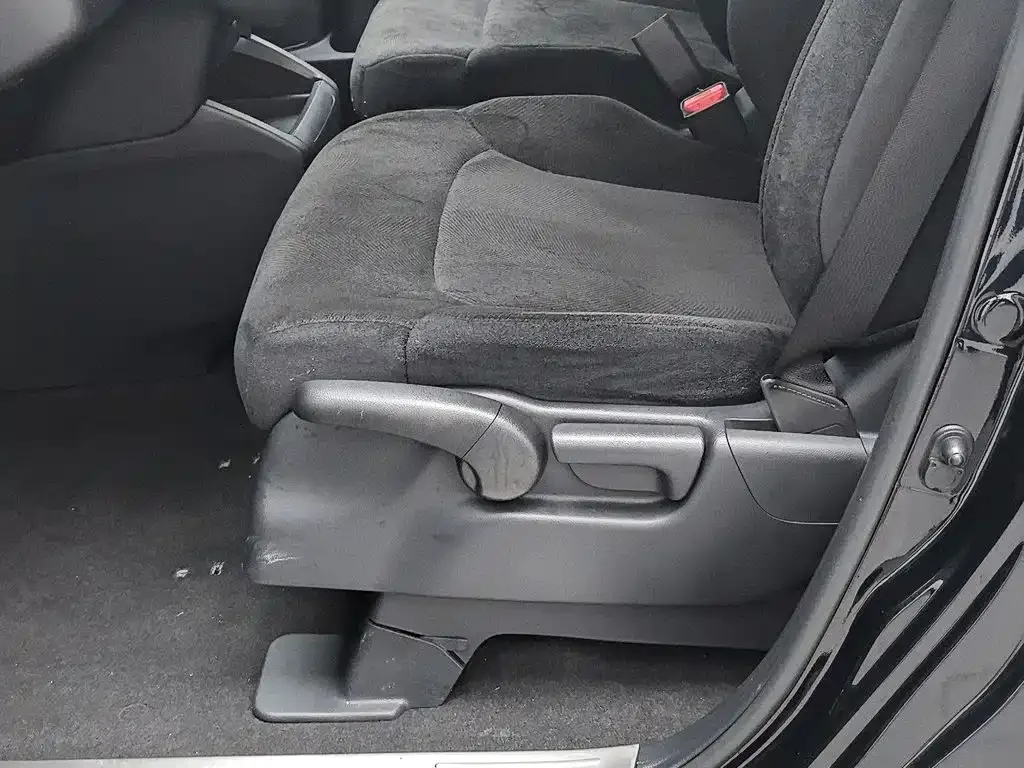 Honda Odyssey 2026 2.0L e:HEV Sharp Delight Edition — Фото автомобиля 20