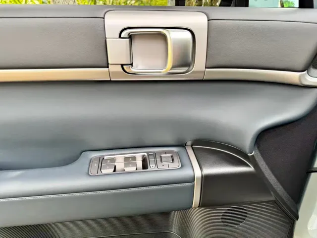 BYD FangChengBao Titanium 7 — Фото автомобиля 16